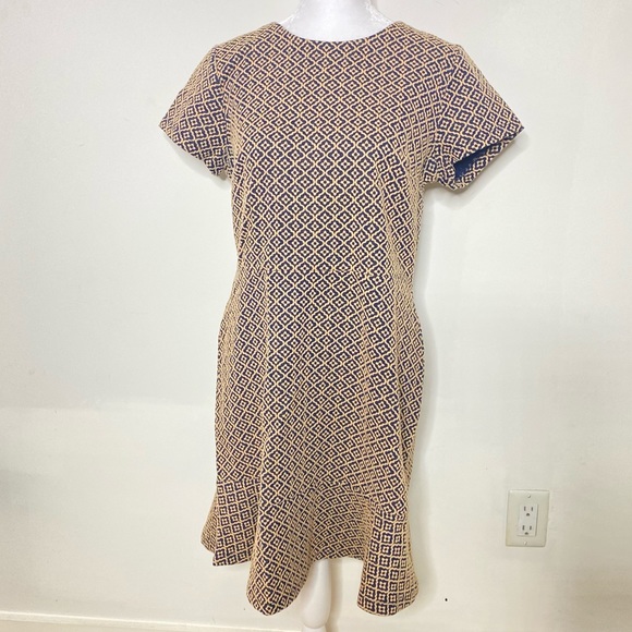 LOFT Short Sleeve Dress - Picture 5 of 6